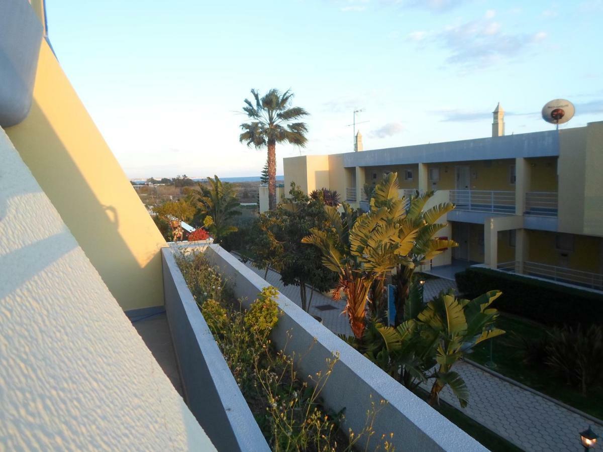 Condominio Do Mar Lagos Exterior foto